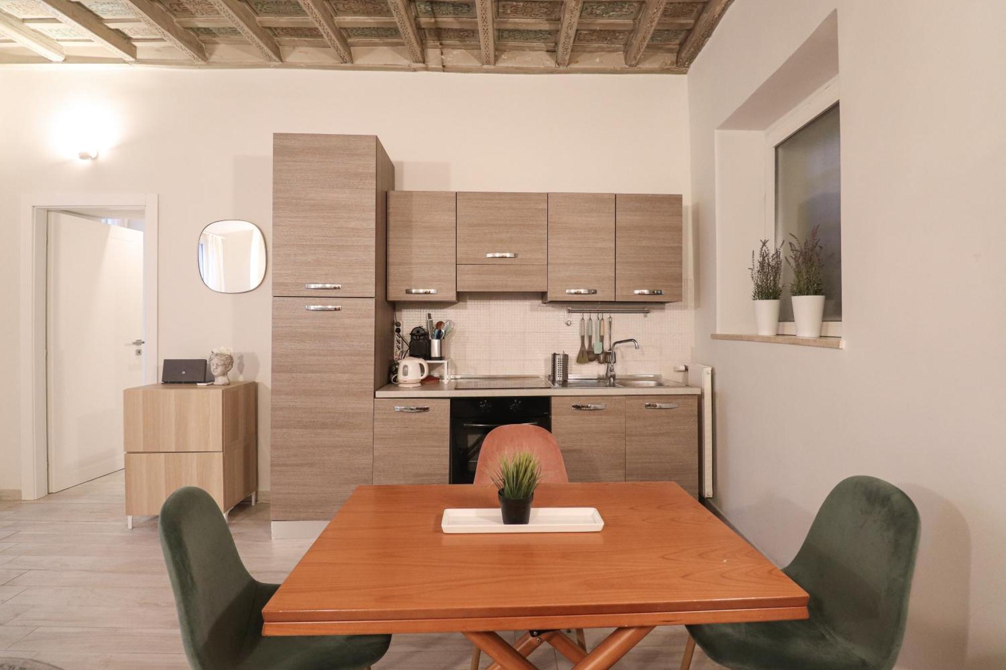 Beautiful Apartment In The Heart Of Rome Apartment *